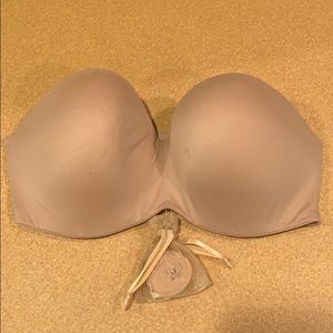 Victoria’s Secret Lined Strapless Convertible Bra